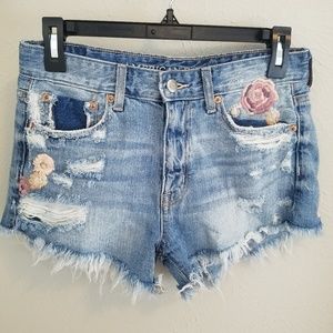American Eagle embroidered high-waisted shorts